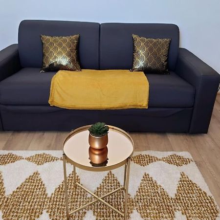 Le Petit Studio Senlisien Санлис Екстериор снимка