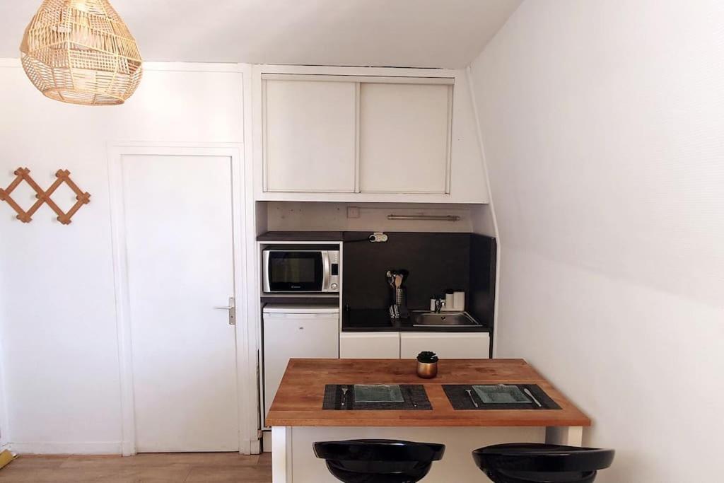 Le Petit Studio Senlisien Санлис Екстериор снимка