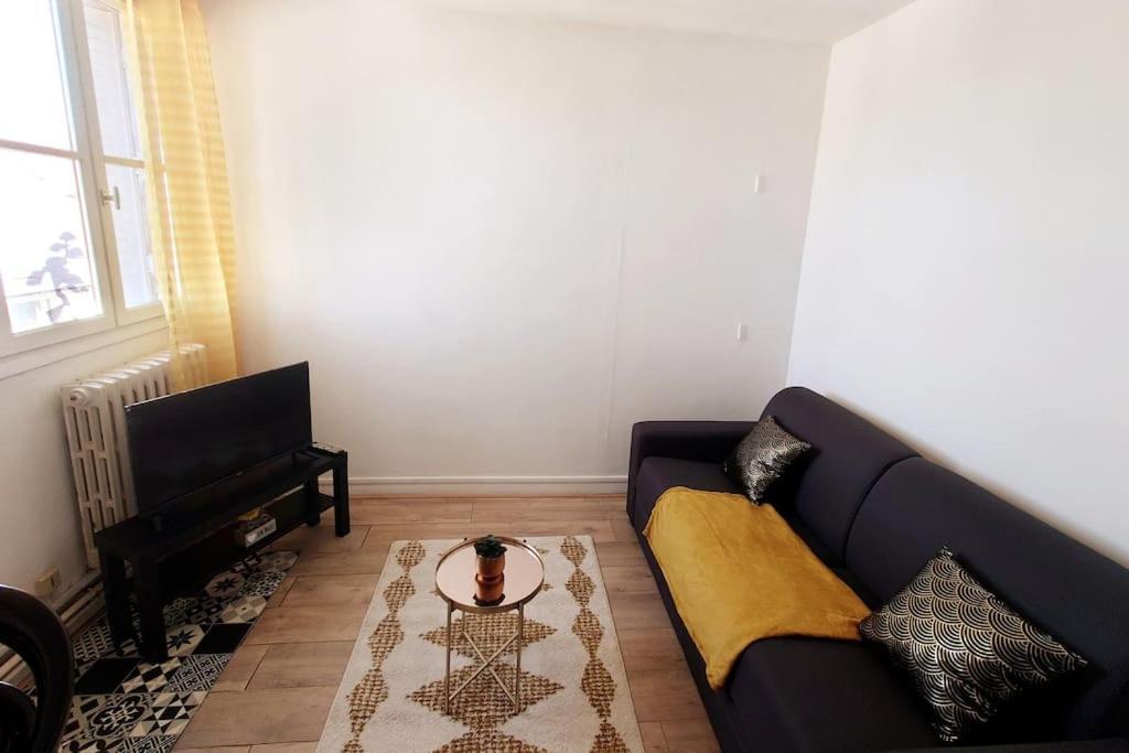 Le Petit Studio Senlisien Санлис Екстериор снимка